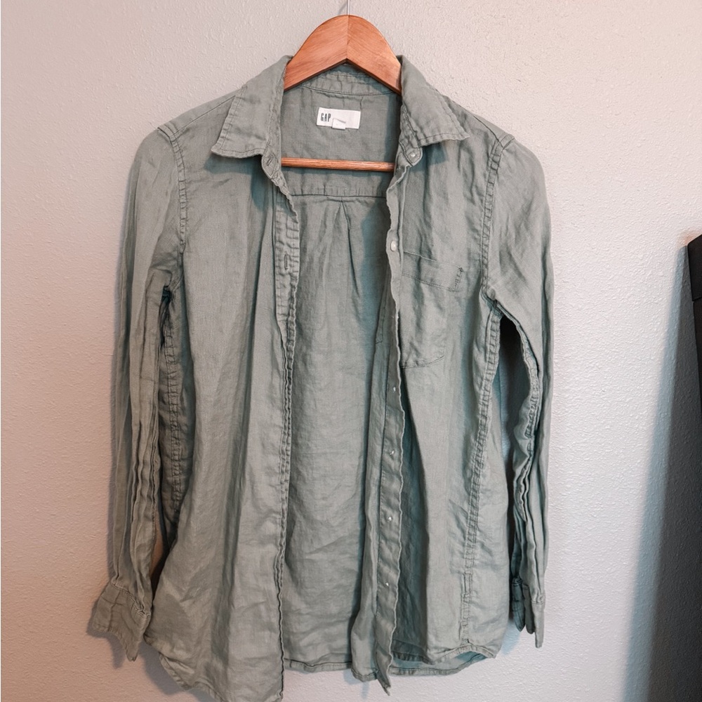 GAP Women’s Linen Casual Sage Button Down Shirt